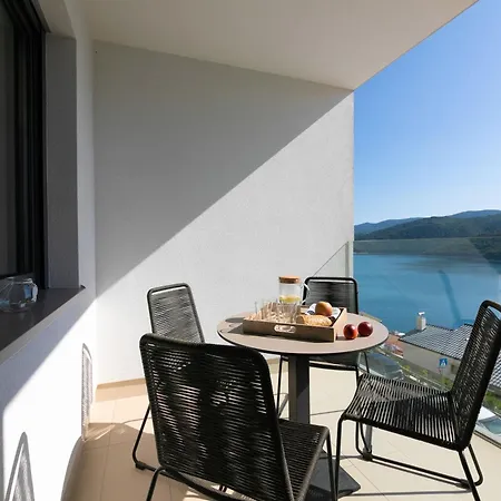 Kanat 1 & 2 With Beautiful Sea View Apartment *