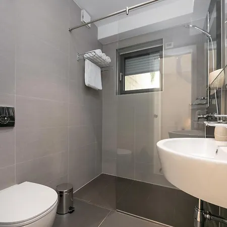 דירה Kanat 1 & 2 With Beautiful Sea View ראבץ