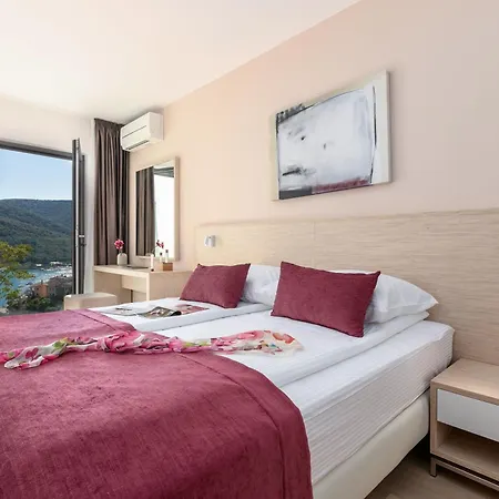 Kanat 1 & 2 With Beautiful Sea View * ראבץ