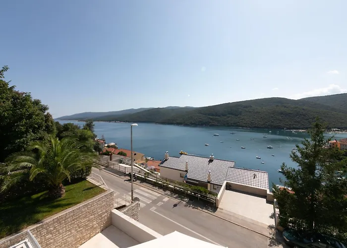Kanat 1 & 2 With Beautiful Sea View Rabac