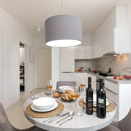 Kanat 1 & 2 With Beautiful Sea View