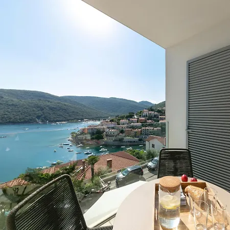 Kanat With Beautiful Sea View Apartmán *